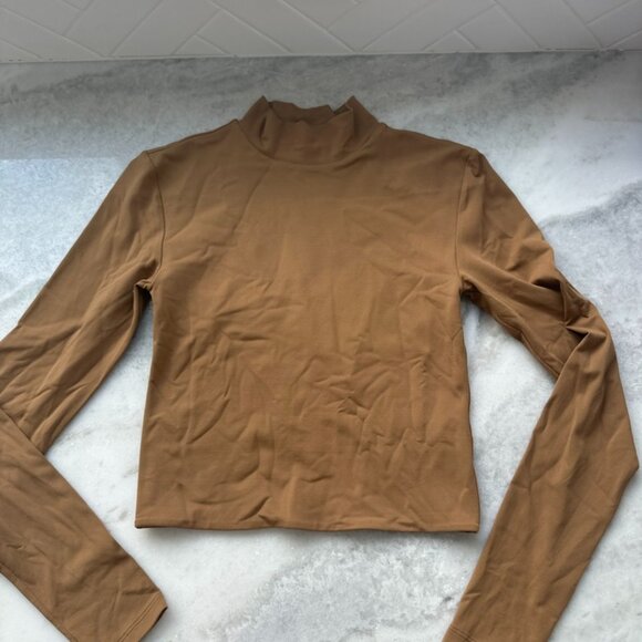 NWOT Aritzia Contour contour Mocneck longsleeve - Picture 1 of 3